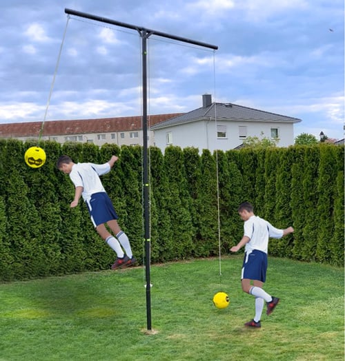 Kopbaltrainer mast met dubbele pendellijn en bal